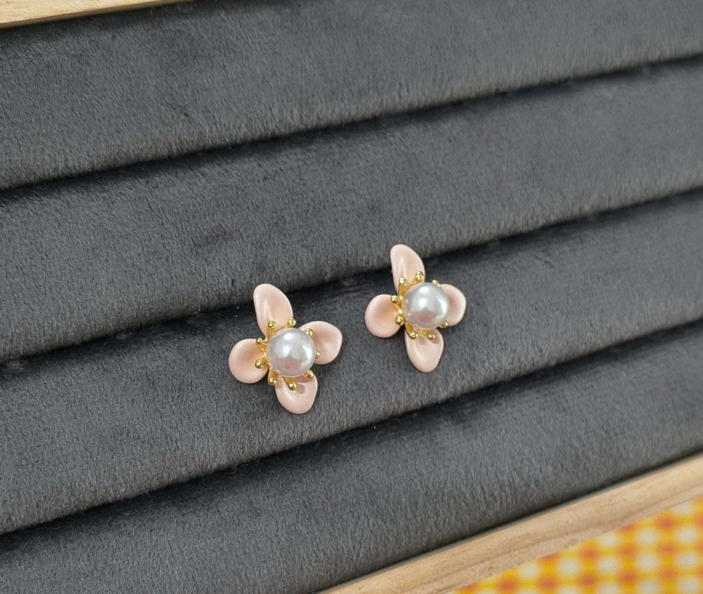 Anitarnish Pink Pearl and Flower Stud Earrings