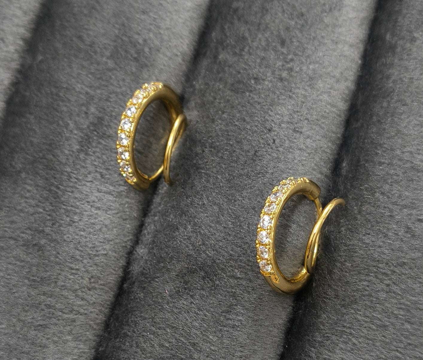 Anti Tarnish Diamond Twirl EarCuff Earrings 18K Gold Plated