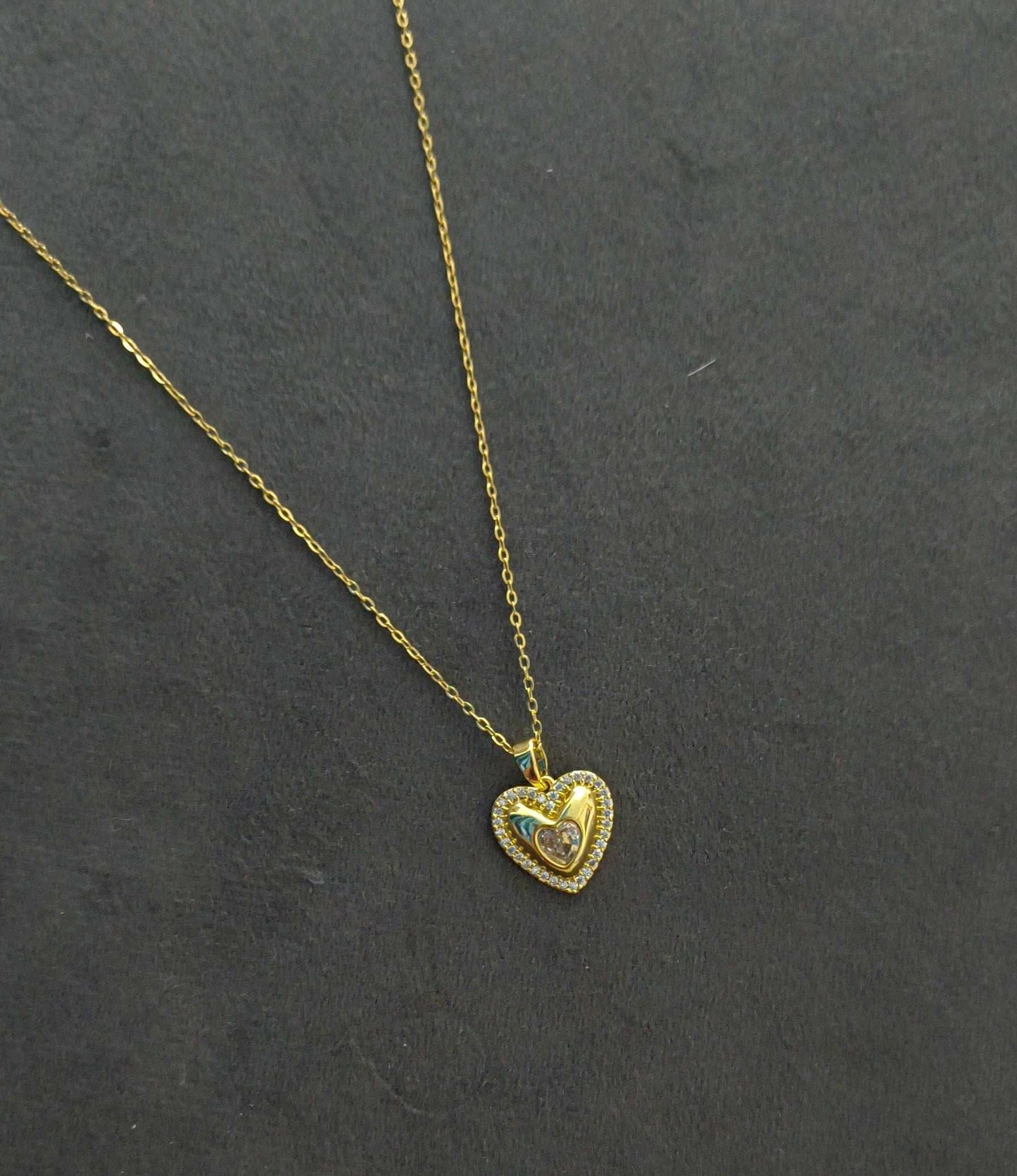 Anti Tarnish Heart Pendant Necklace 18K Gold Plated