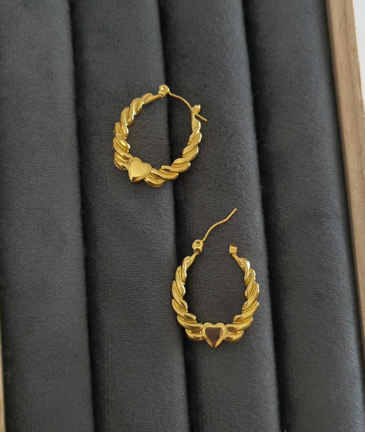 Anti Tarnish Heart Swirl Hoop Earrings 18K Gold Plated