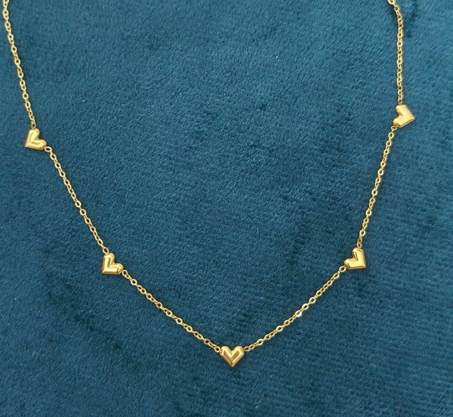 Anti Tarnish Minimal Hearts Chain Necklace 18K Gold Plated