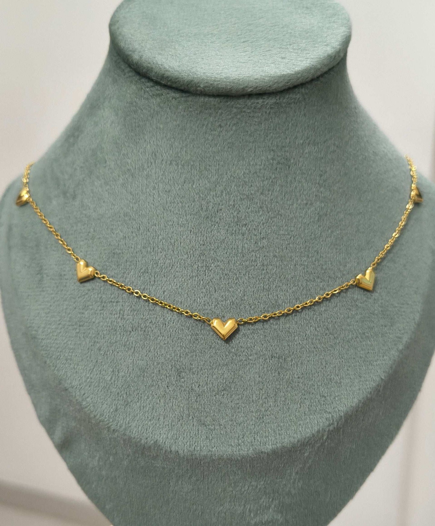 Anti Tarnish Minimal Hearts Chain Necklace 18K Gold Plated