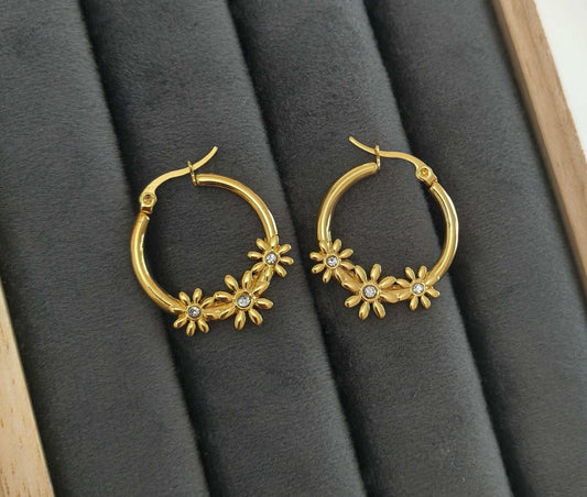 Anti Tarnish Stone Studded Floral Gold Earrings 18K Gold Plated