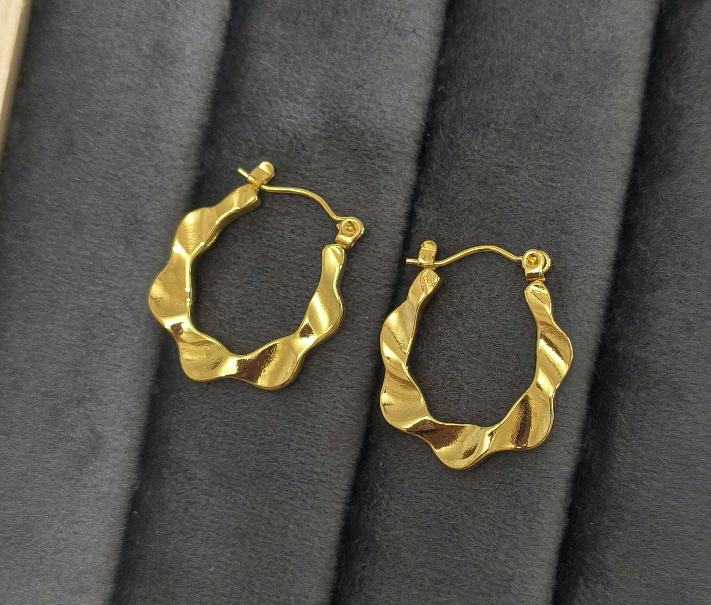 Anti Tarnish Twisted Hoop Earrings 18K Gold Plated