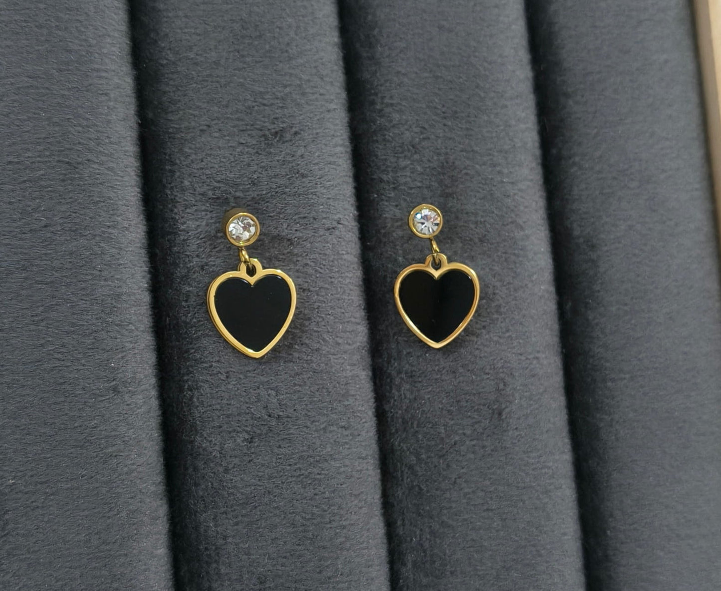 Anti Tarnish Black Heart Drop 18K Gold Plated