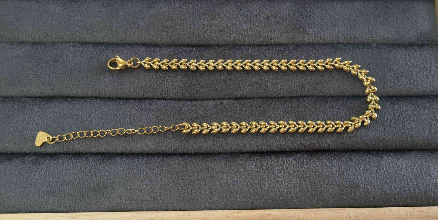 Anti Tarnish Bracelet Leaf Chain 18K Gold Plated