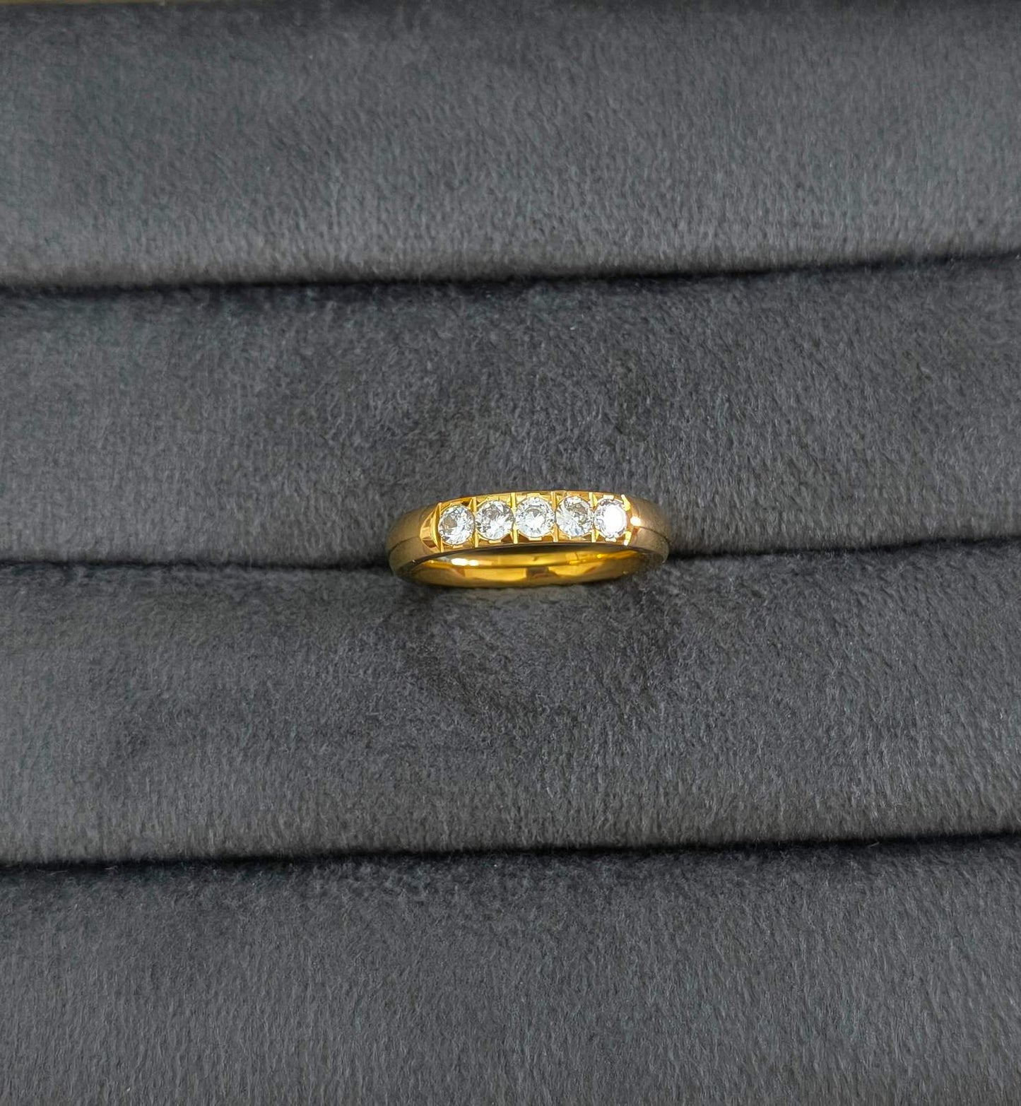 Anti Tarnish Diamond Band Ring 18K Gold Plated