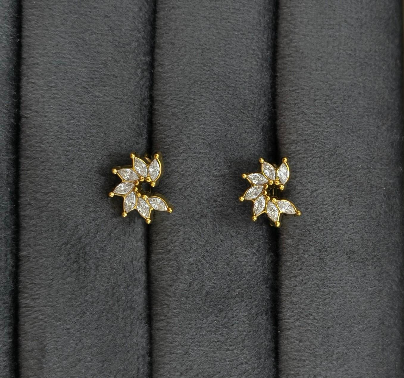 Anti Tarnish Earrings Floral Diamond Hoop 18K Gold Plated