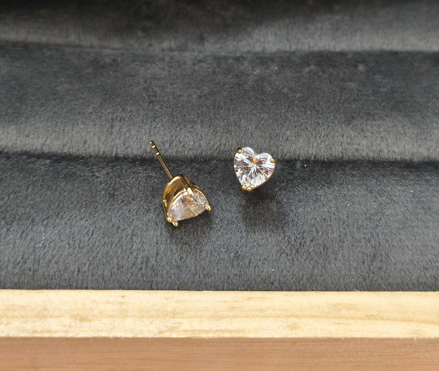 Anti Tarnish Earrings Heart Solitaire Stud 18K Gold Plated