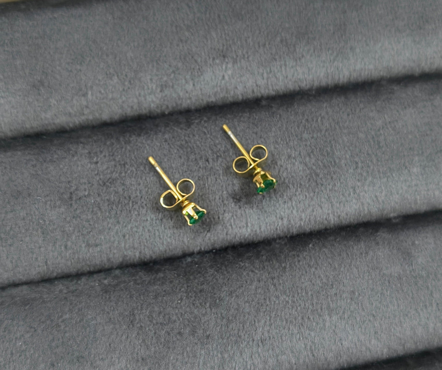 Anti Tarnish Emerald Solitaire Stud Earrings 18K Gold Plated