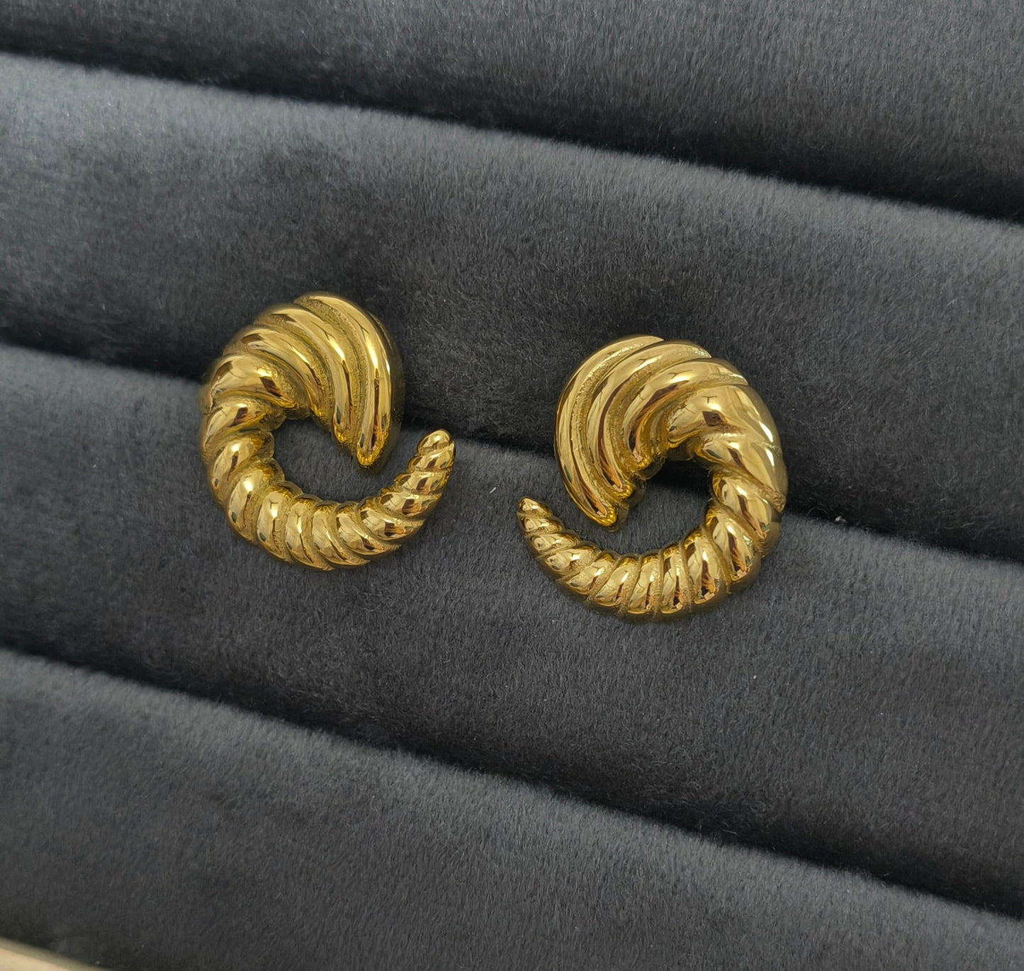 Anti Tarnish Golden Spiral Stud Earrings 18K Gold Plated
