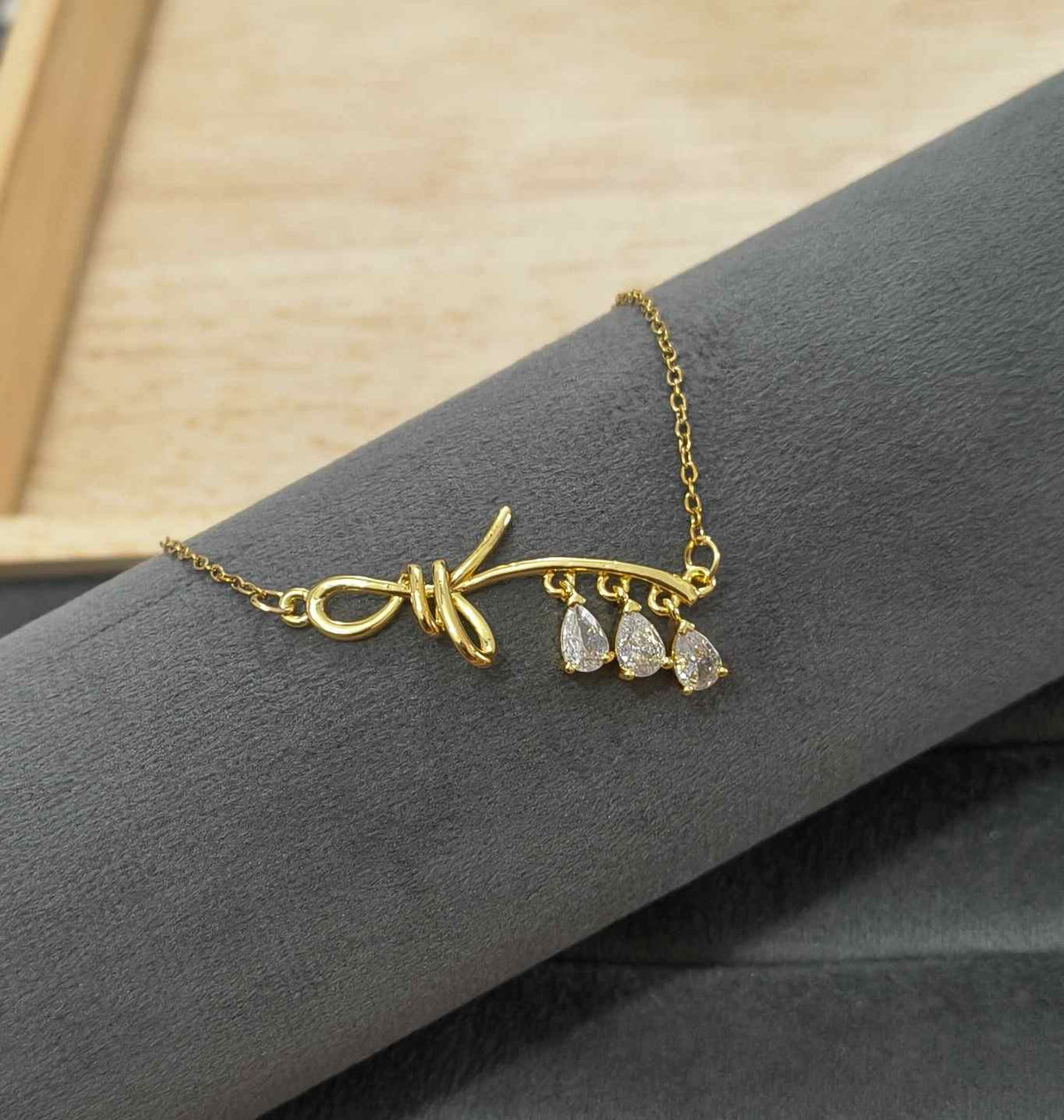Anti Tarnish Knot Drop Pendant Necklace 18K Gold Plated