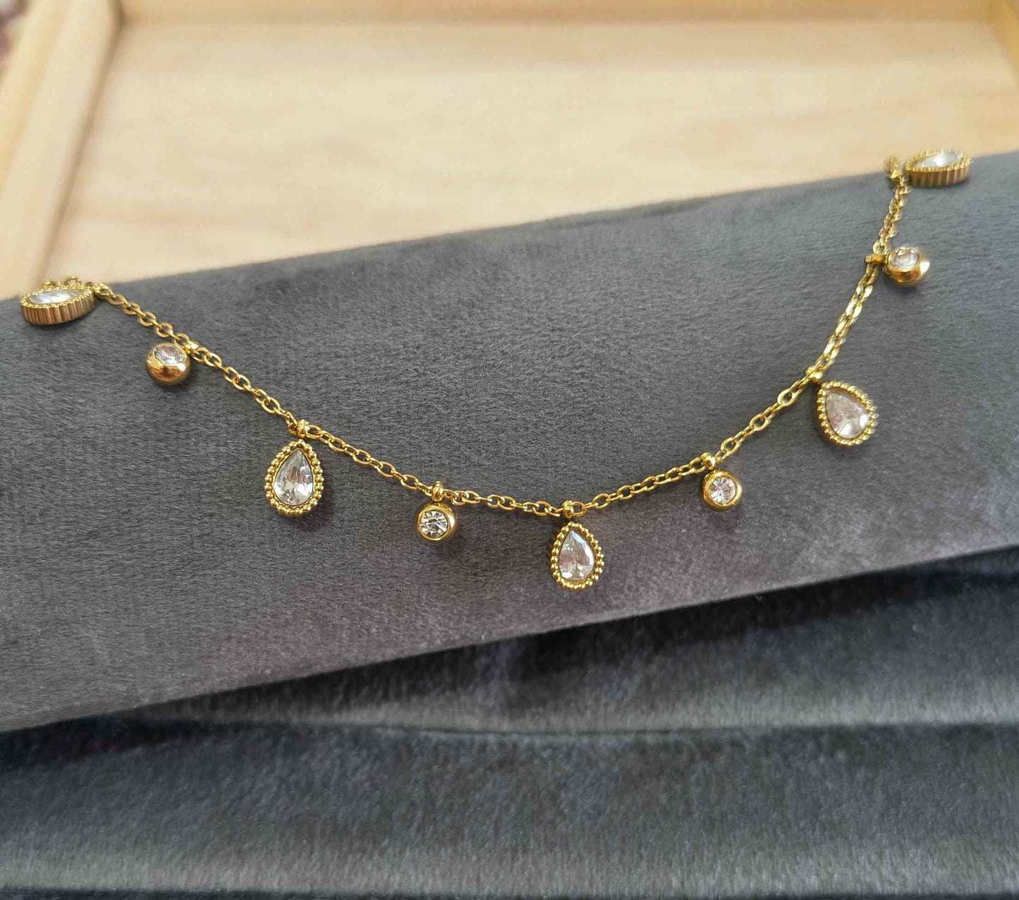 Anti Tarnish Necklace Oval Drop Charms 18K Gold Plated
