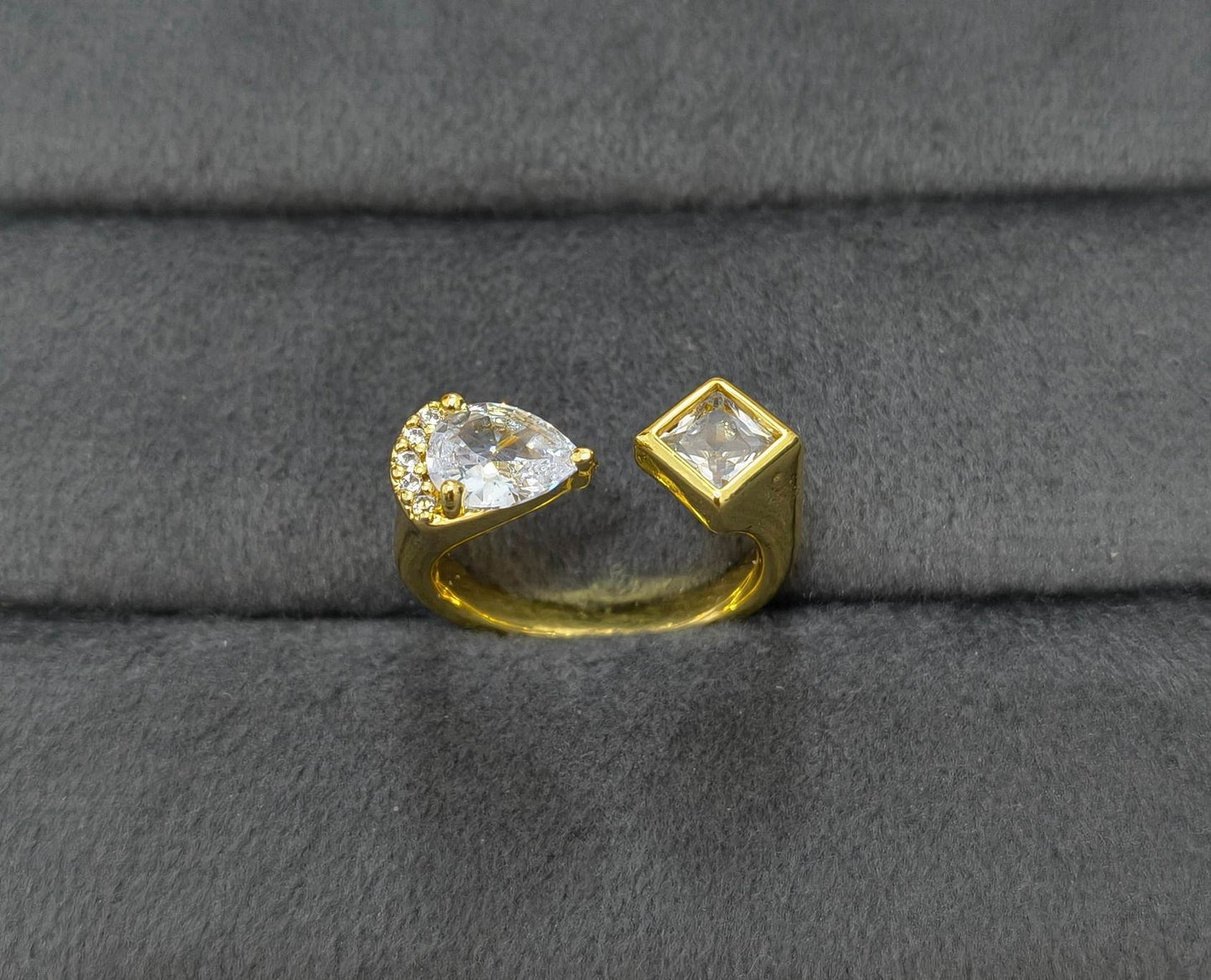 Anti Tarnish Ring Pear & Square Diamond 18K Gold Plated