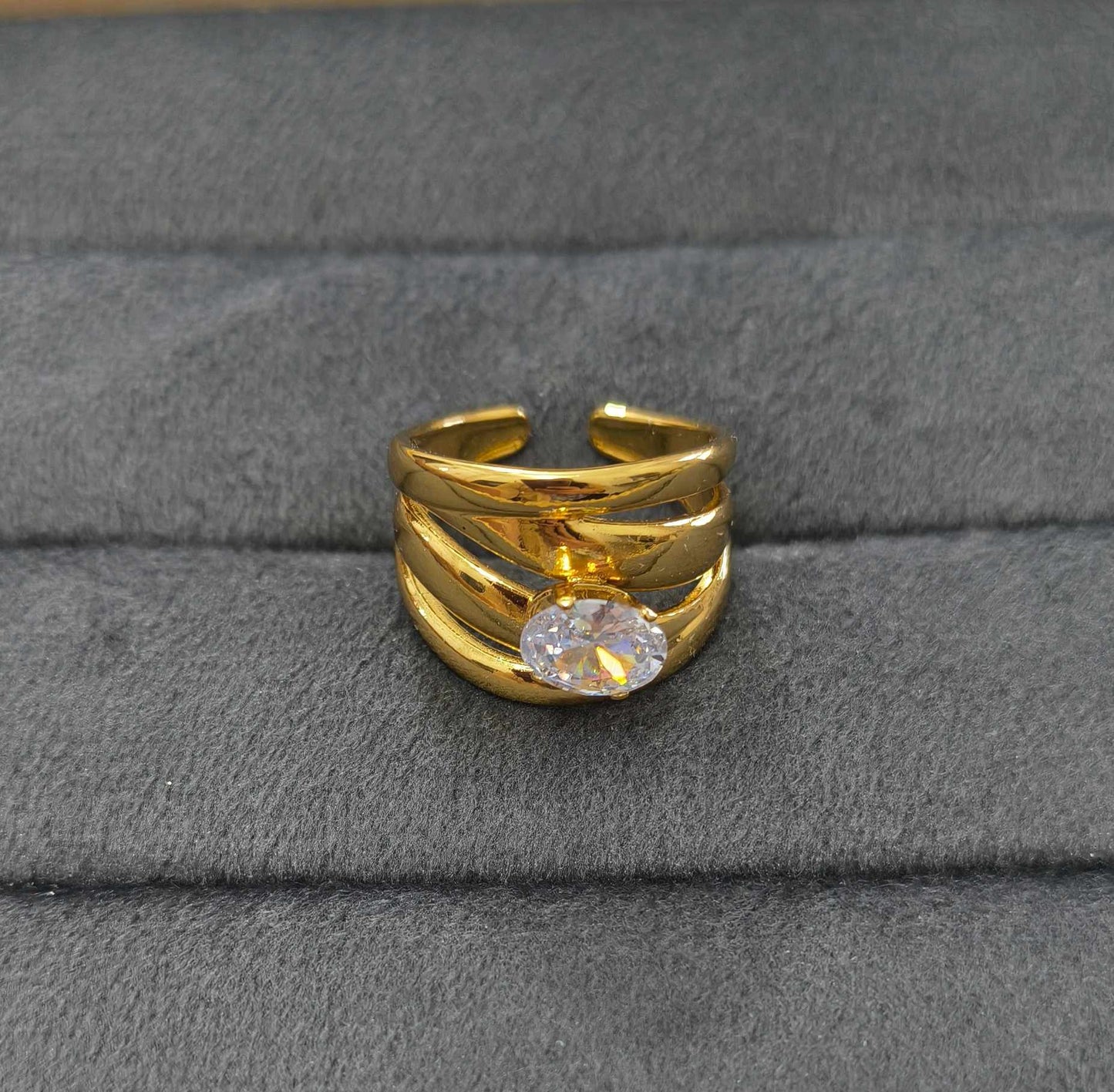 Anti Tarnish Ring The Helix Solitaire 18K Gold Plated