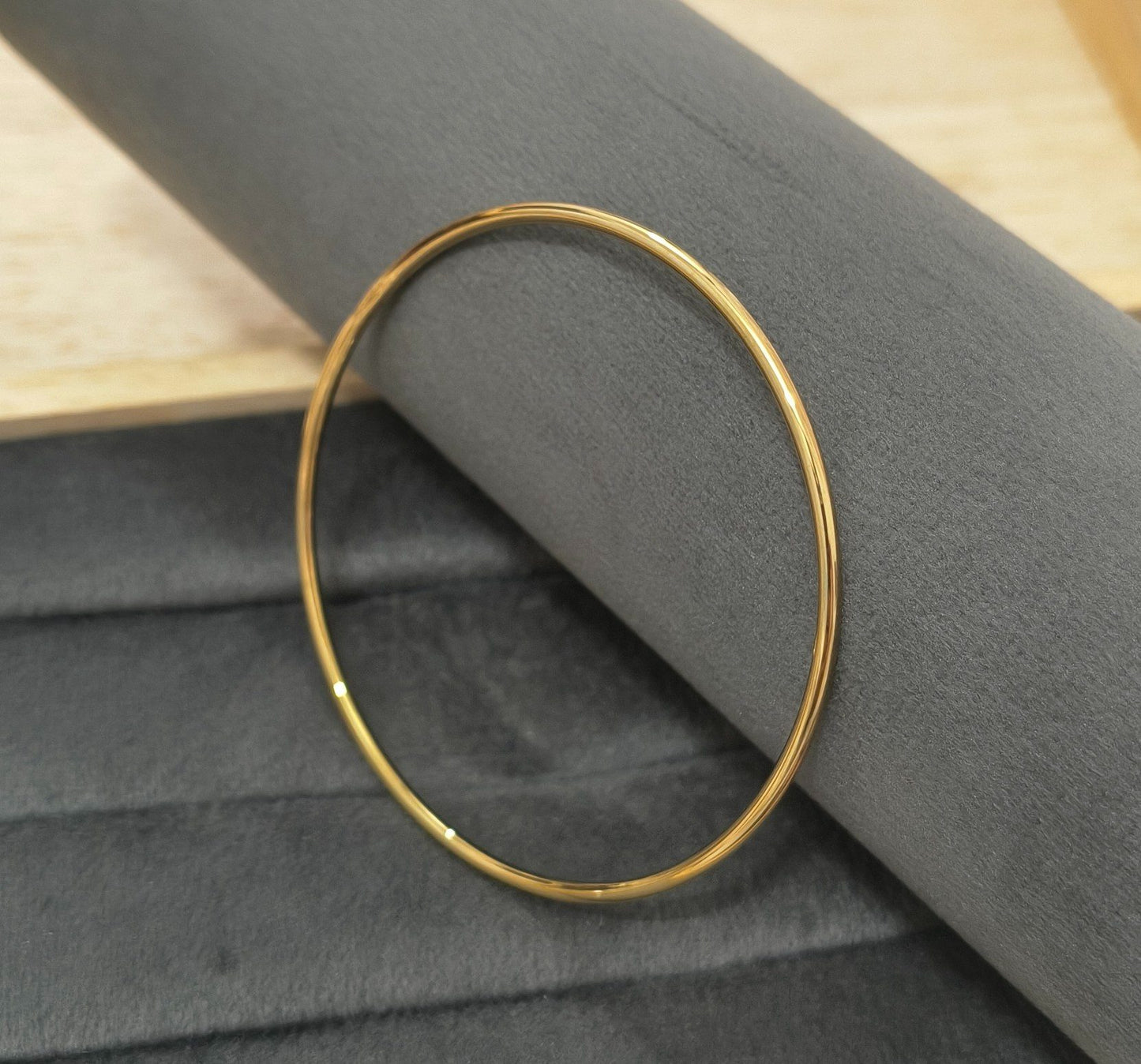 Anti Tarnish Round Plain Bangle Bracelet 18K Gold Plated
