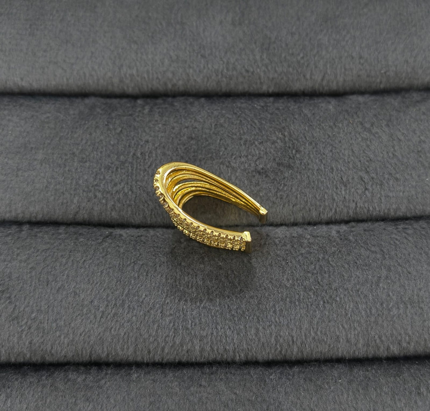 Anti Tarnish Stylish Linear Ear Cuff 18K Gold Plated