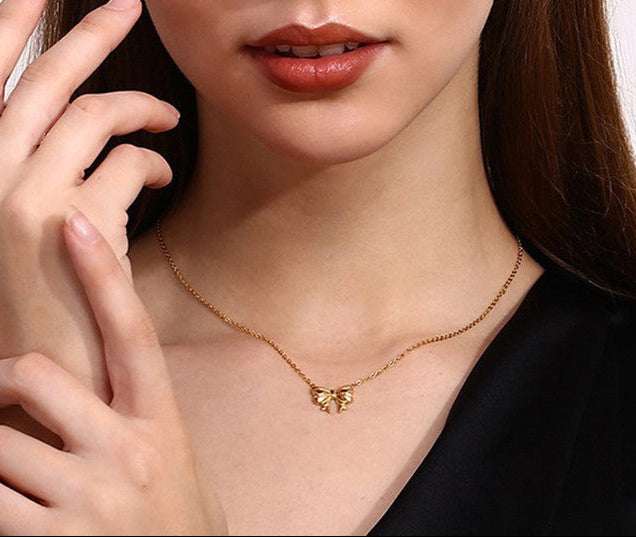 Anti Tarnish Trendy Bow Pendant Necklace 18K Gold Plated