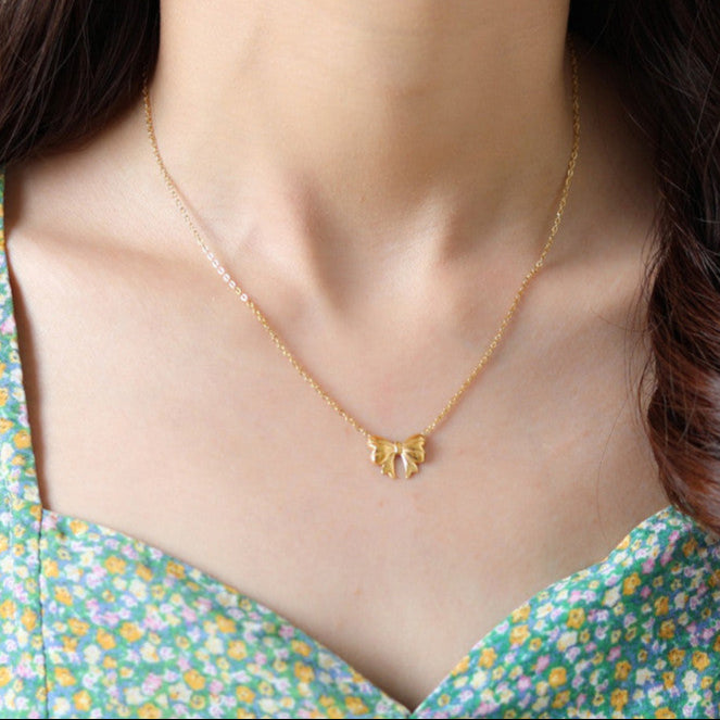 Anti Tarnish Trendy Bow Pendant Necklace 18K Gold Plated