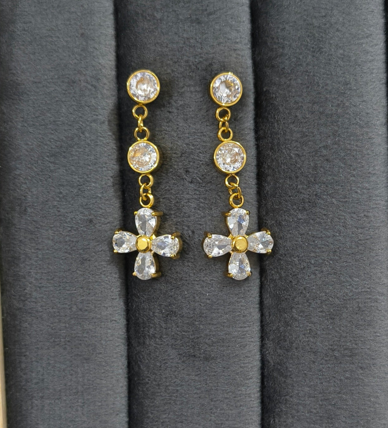Anti Tarnish White Stone Flower Hanging Earring 18K Gold Plated