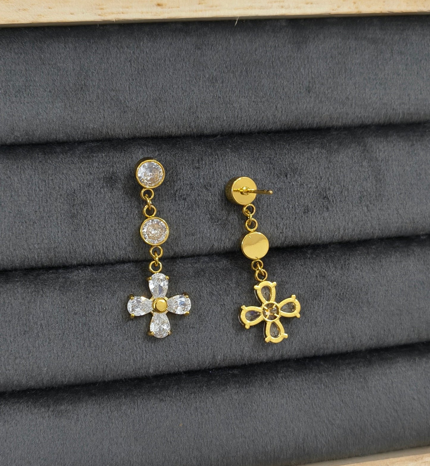 Anti Tarnish White Stone Flower Hanging Earring 18K Gold Plated