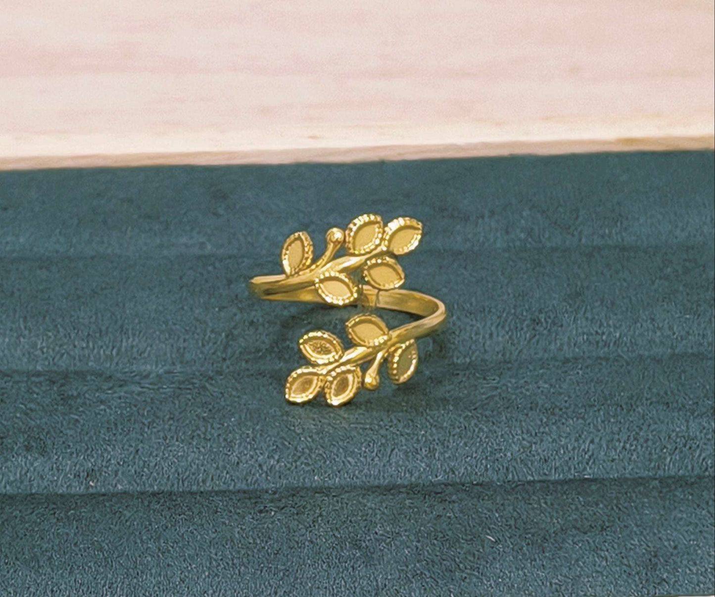 Antitarnish Adjustable Leaf Shape Ring 18K Gold Plated
