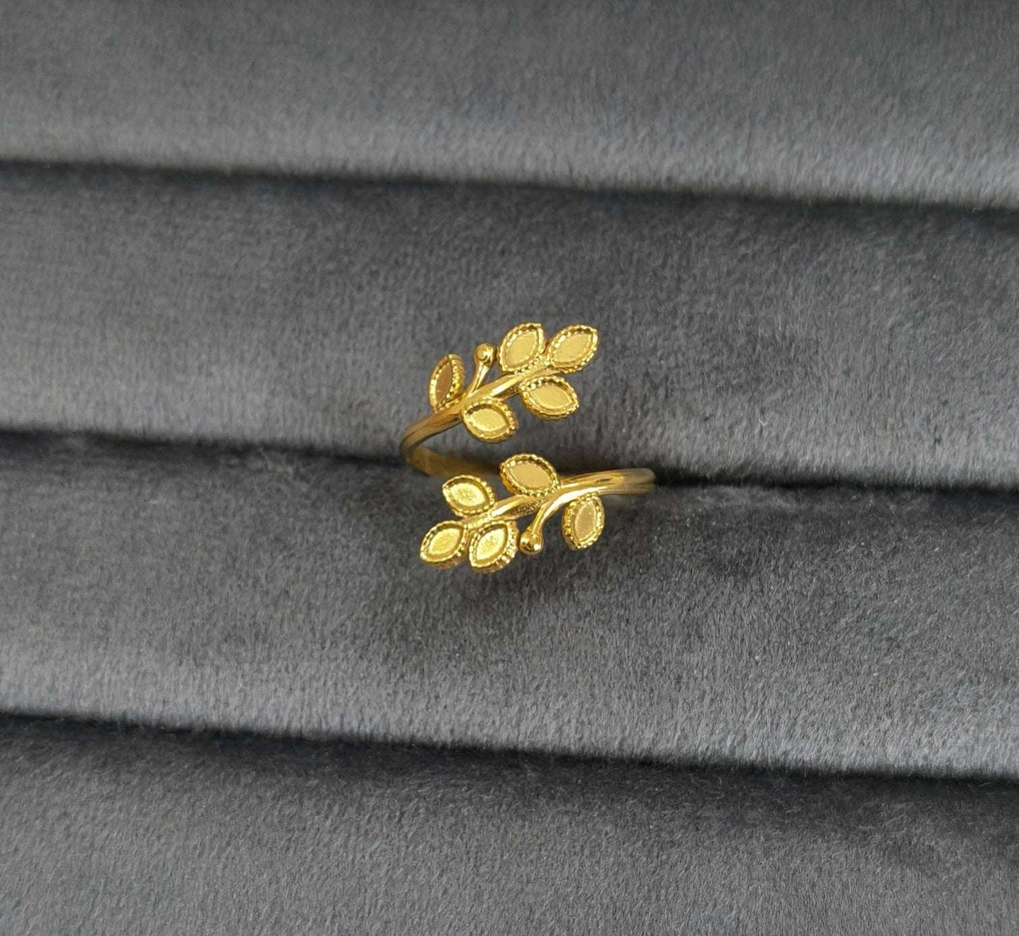 Antitarnish Adjustable Leaf Shape Ring 18K Gold Plated