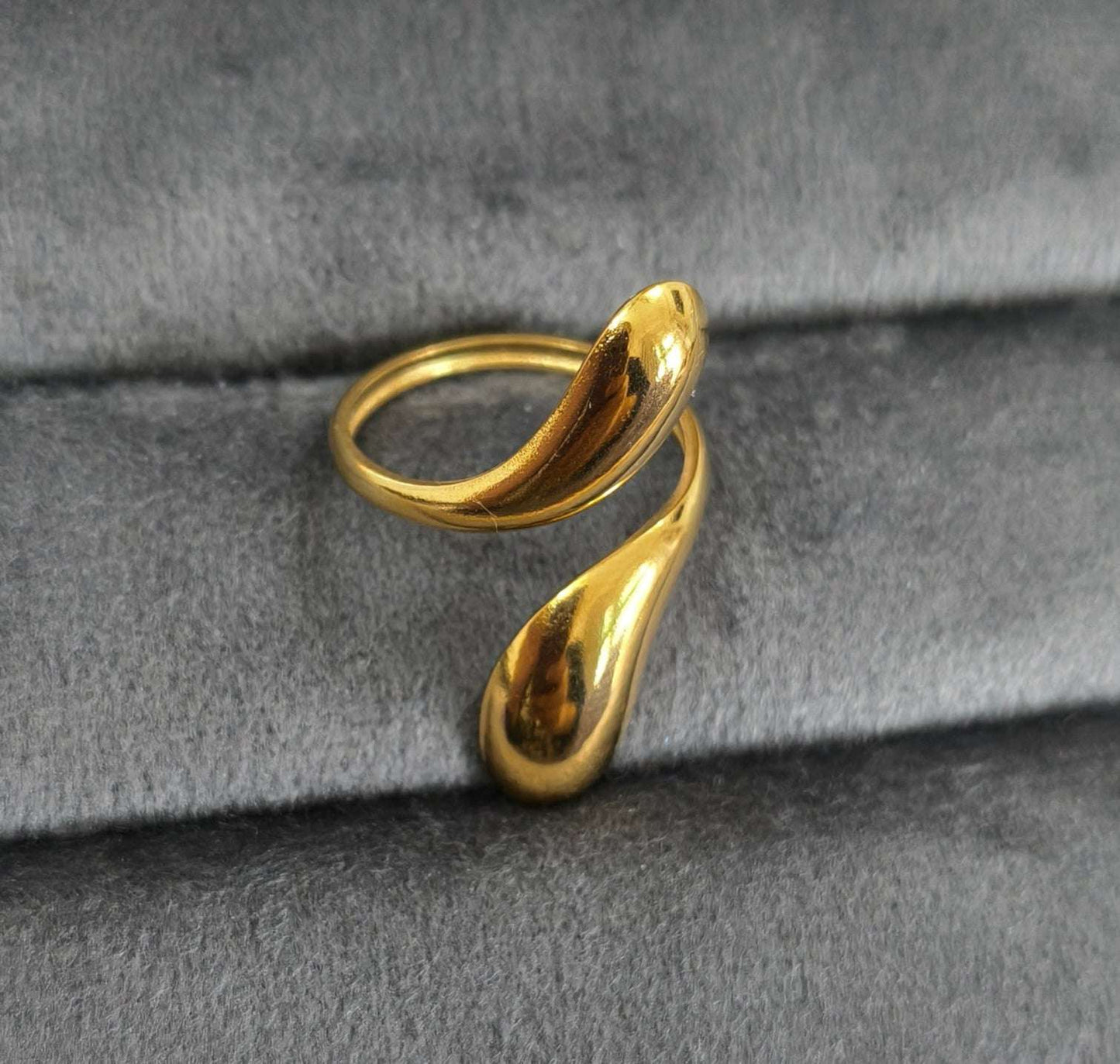 Antitarnish Adjustable Waterdrops Ring 18K Gold Plated