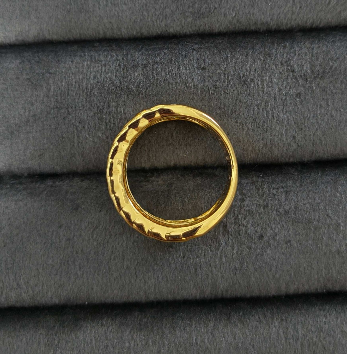 Antitarnish Bright Gold Plated Chunky Link Chain Ring