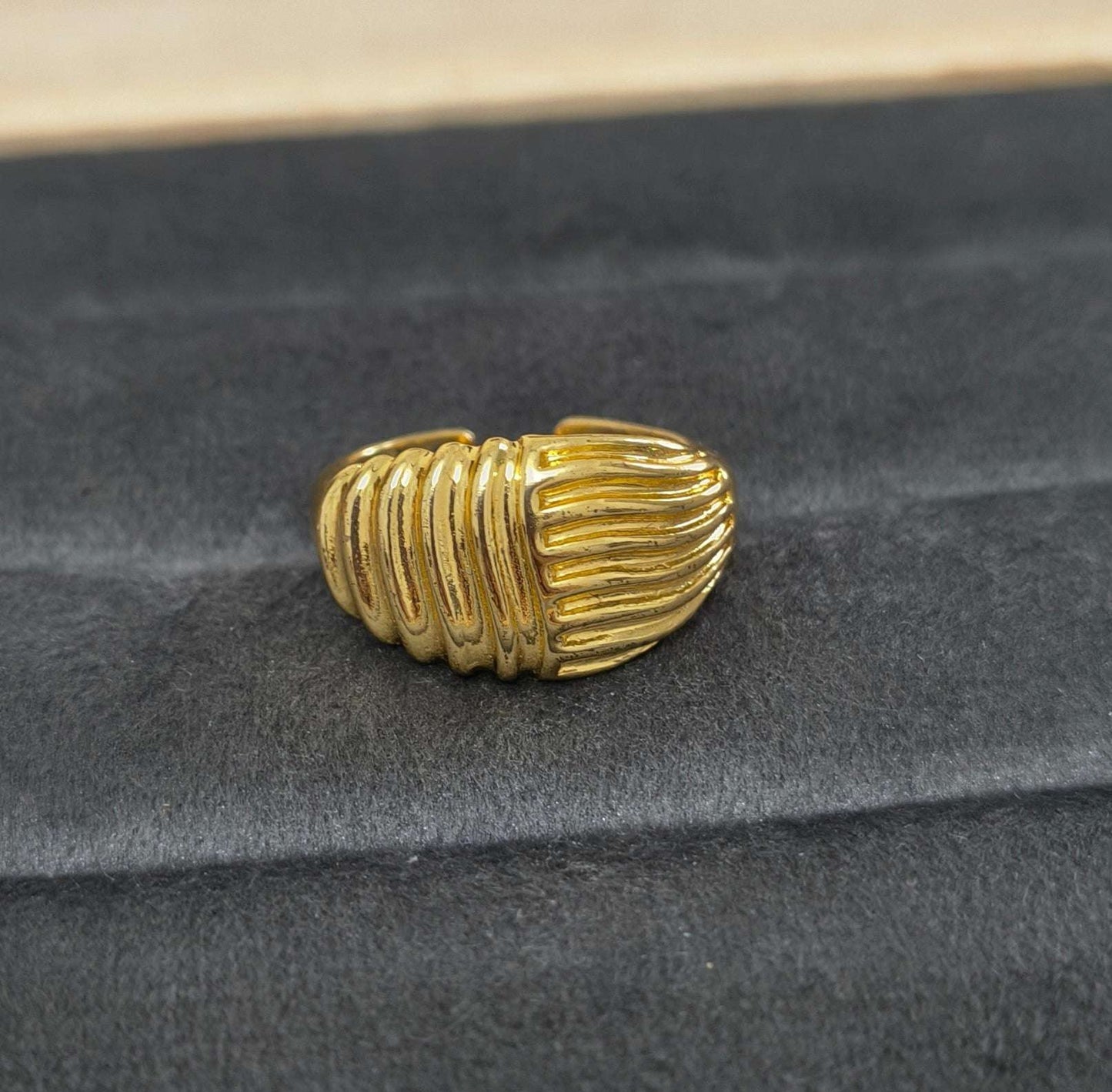 Antitarnish Bright Gold Plated Twisted Lines Ring