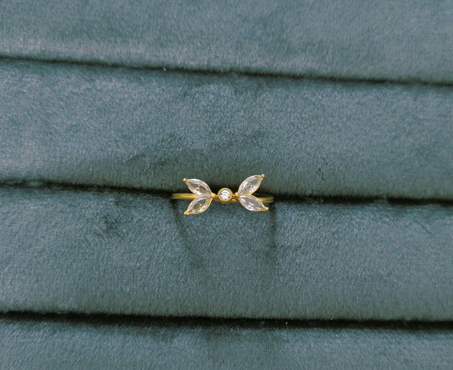 Antitarnish Dainty Flower Solitaire Ring 18K Gold Plated