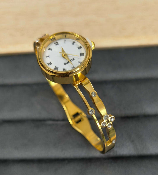 Antitarnish Diamond Studded Openable Bracelet Watch 18K Gold Plated