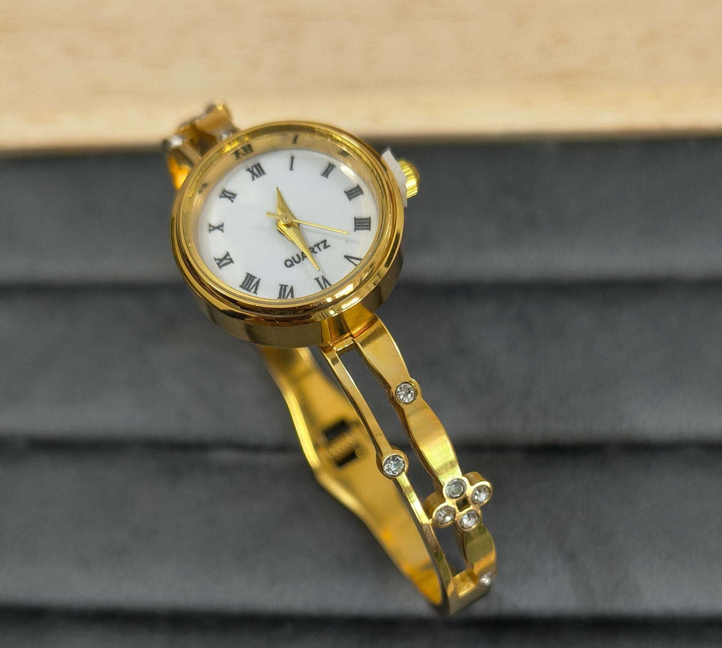 Antitarnish Diamond Studded Openable Bracelet Watch 18K Gold Plated