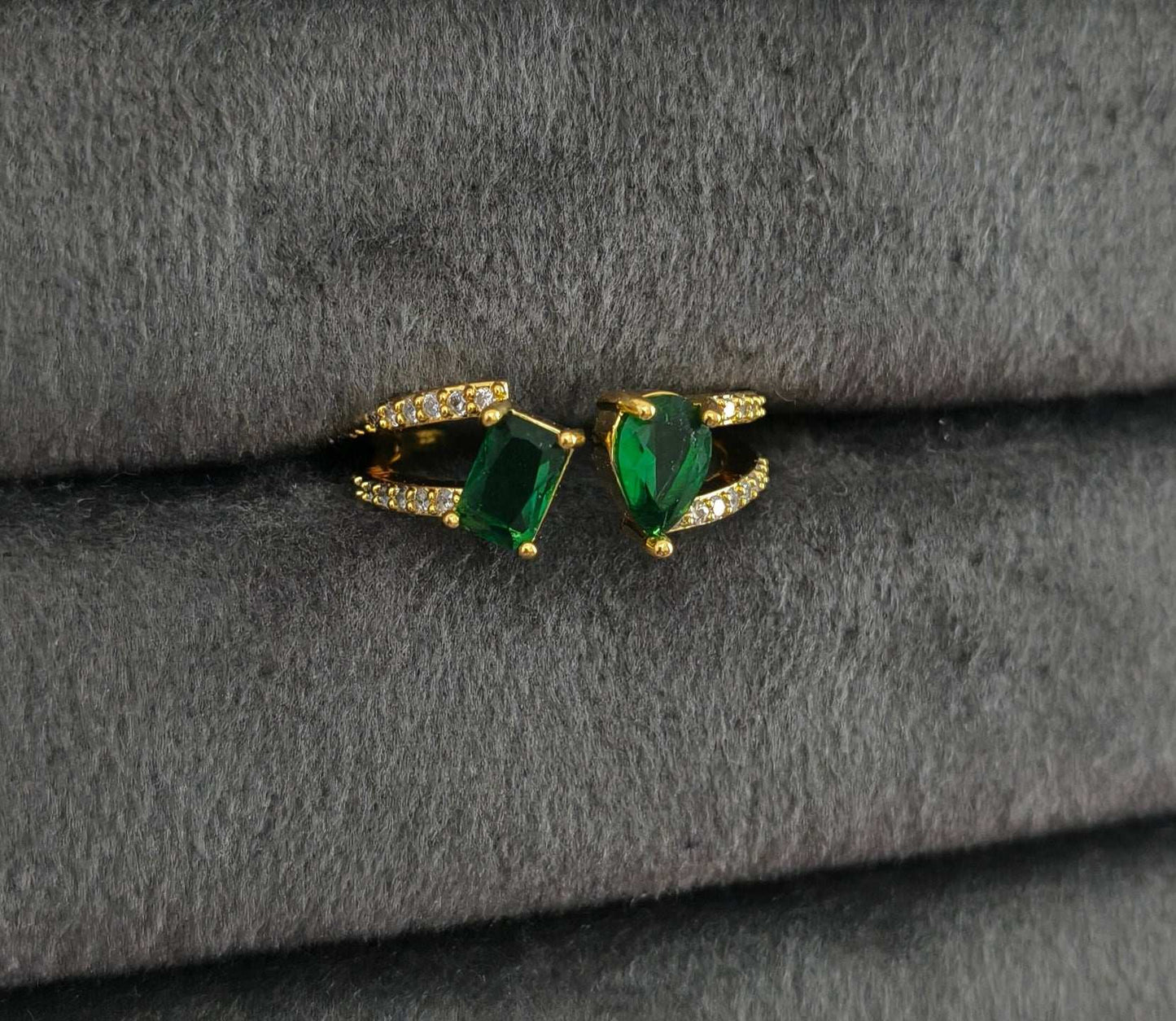 Antitarnish Emerald Green Dual Stone Ring 18K Gold Plated