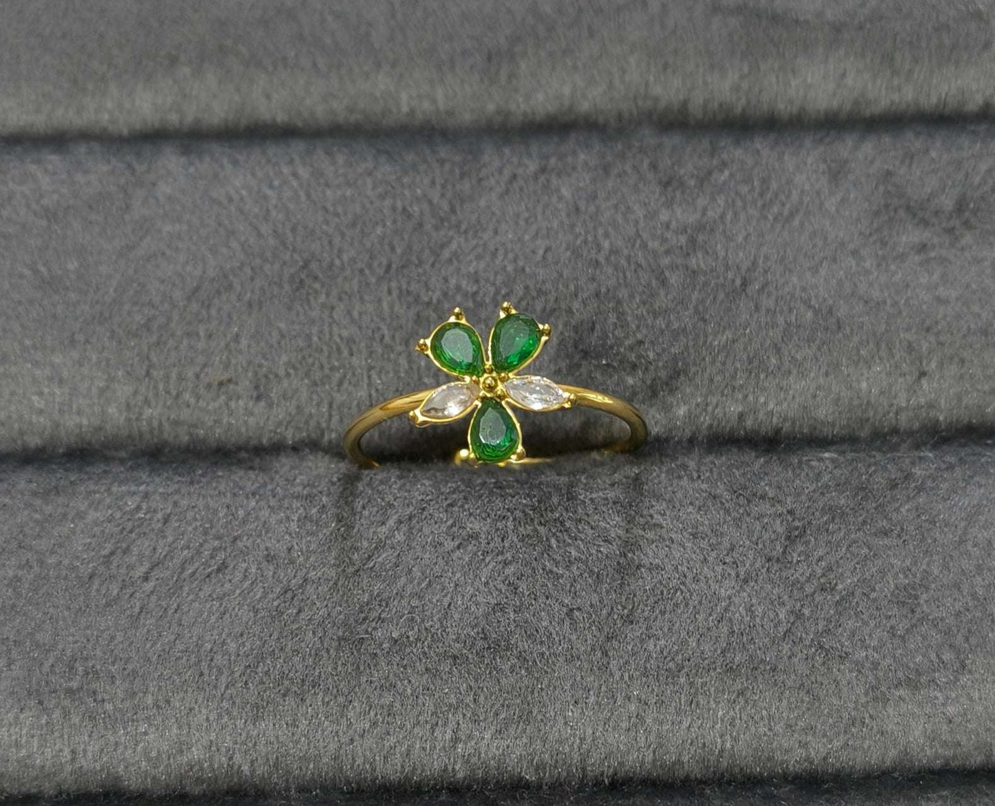 Antitarnish Emerald Green Floral Solitaire Ring 18K Gold Plated