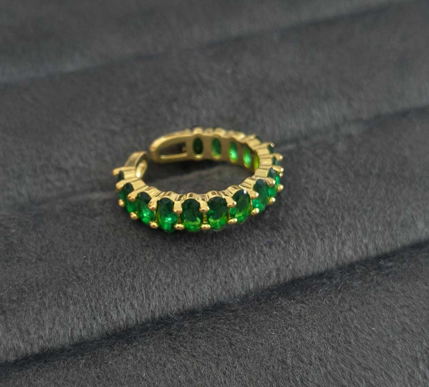 Antitarnish Emerald Green Stone Studded Ring 18K Gold Plated