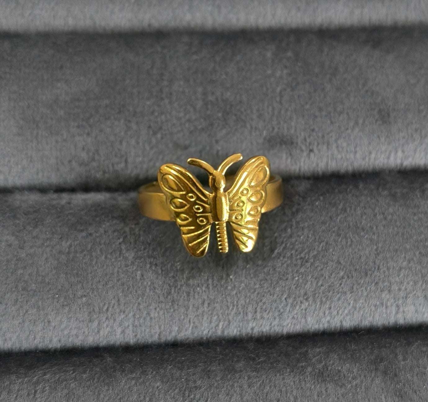 Antitarnish Golden Bold Butterfly Ring 18K Gold Plated