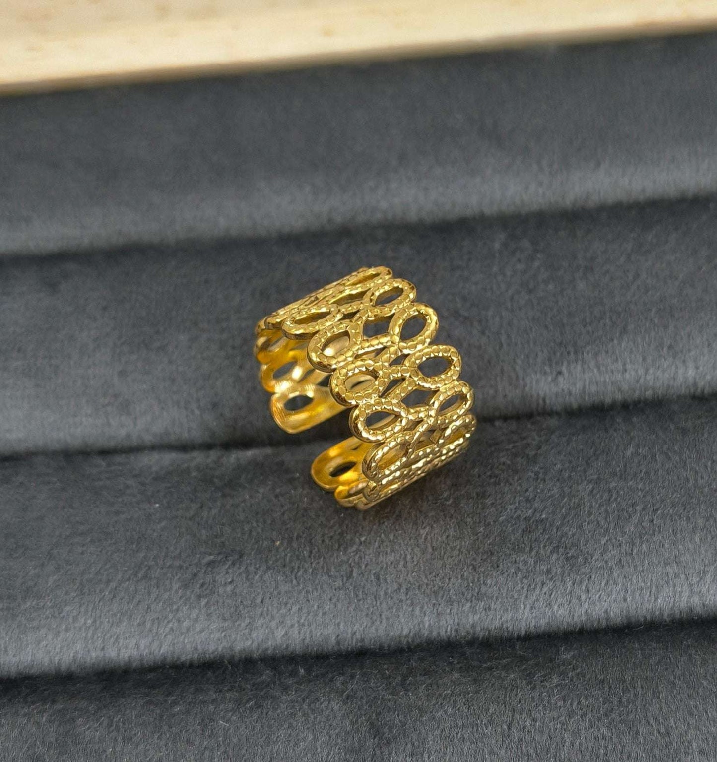 Antitarnish Golden Bubble Mesh Ring 18K Gold Plated