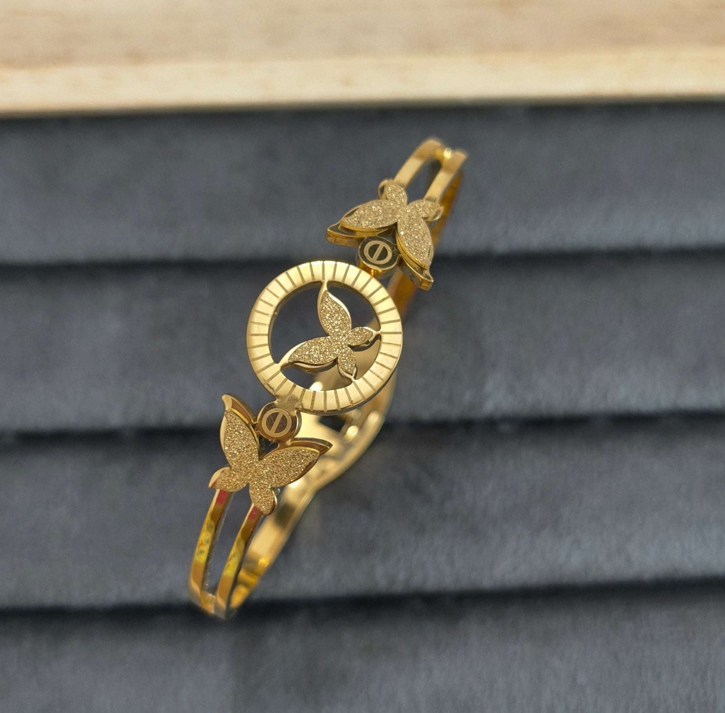 Antitarnish Golden Butterfly Bracelet 18K Gold Plated