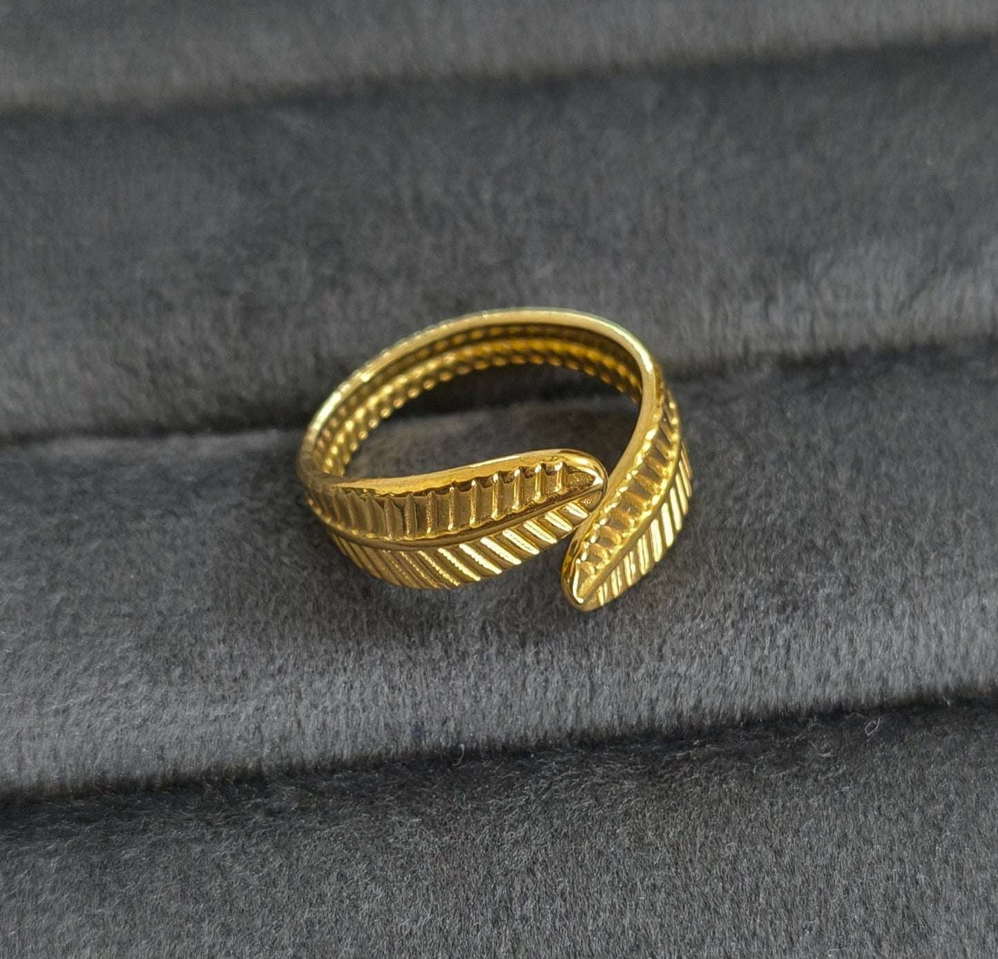 Antitarnish Golden Classic Leaf Wrap Ring 18K Gold Plated