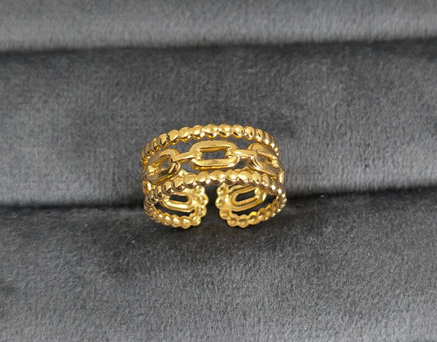 Antitarnish Golden Hollow Lock Chain Ring 18K Gold Plated