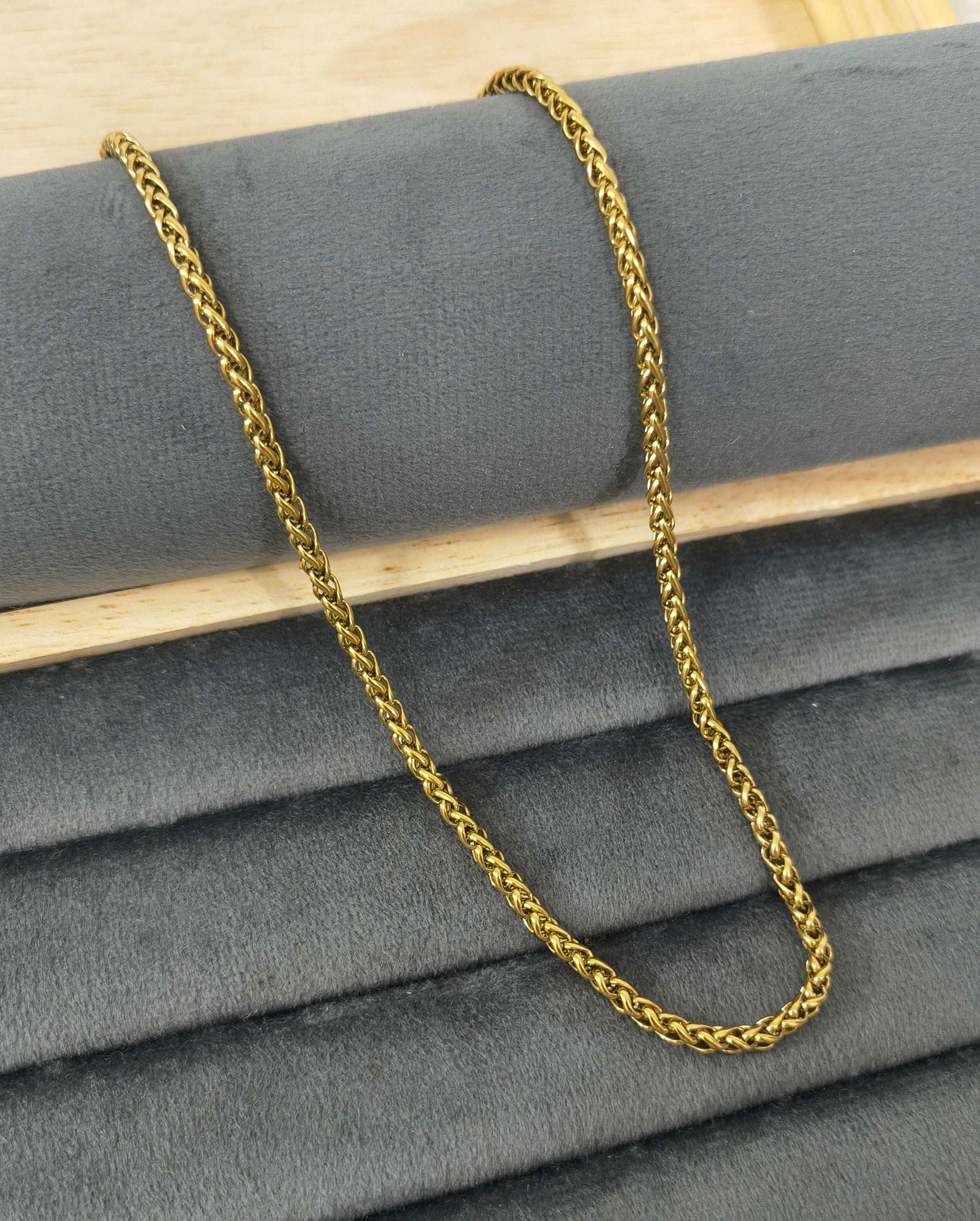Antitarnish Men's Stylish Braided Chain 18K Gold Plated