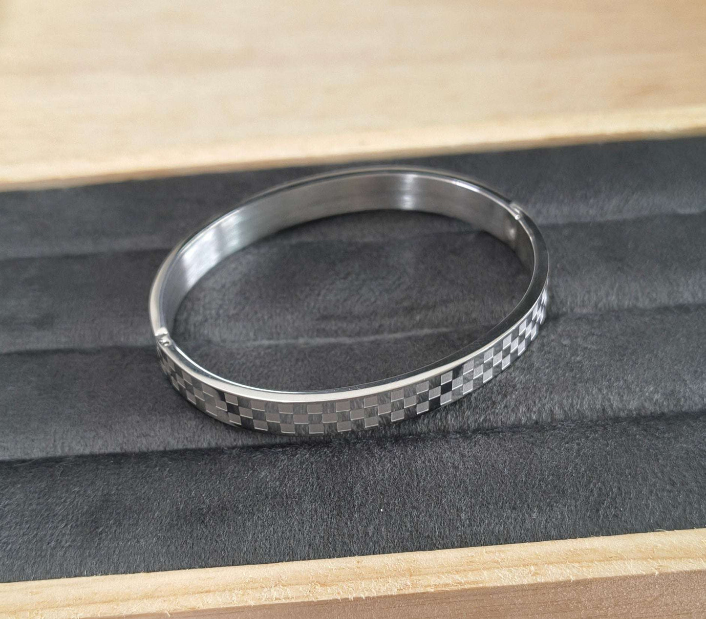 Antitarnish Men's Trendy Silver Bracelet 18K Gold Plated