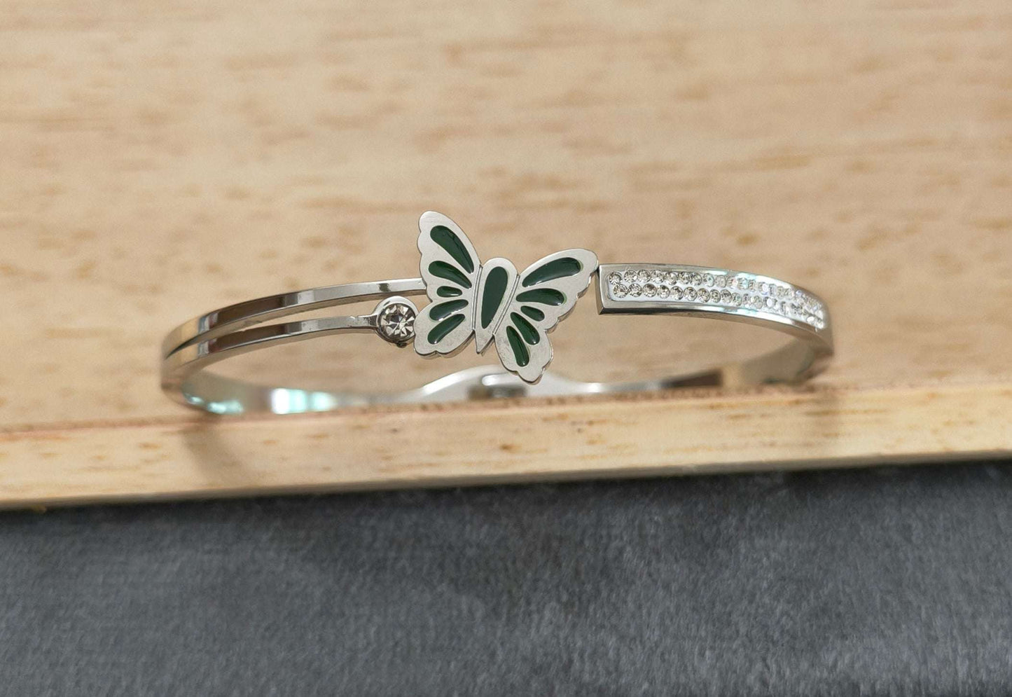 Antitarnish Silver Butterfly Emerald Green Charm Bracelet