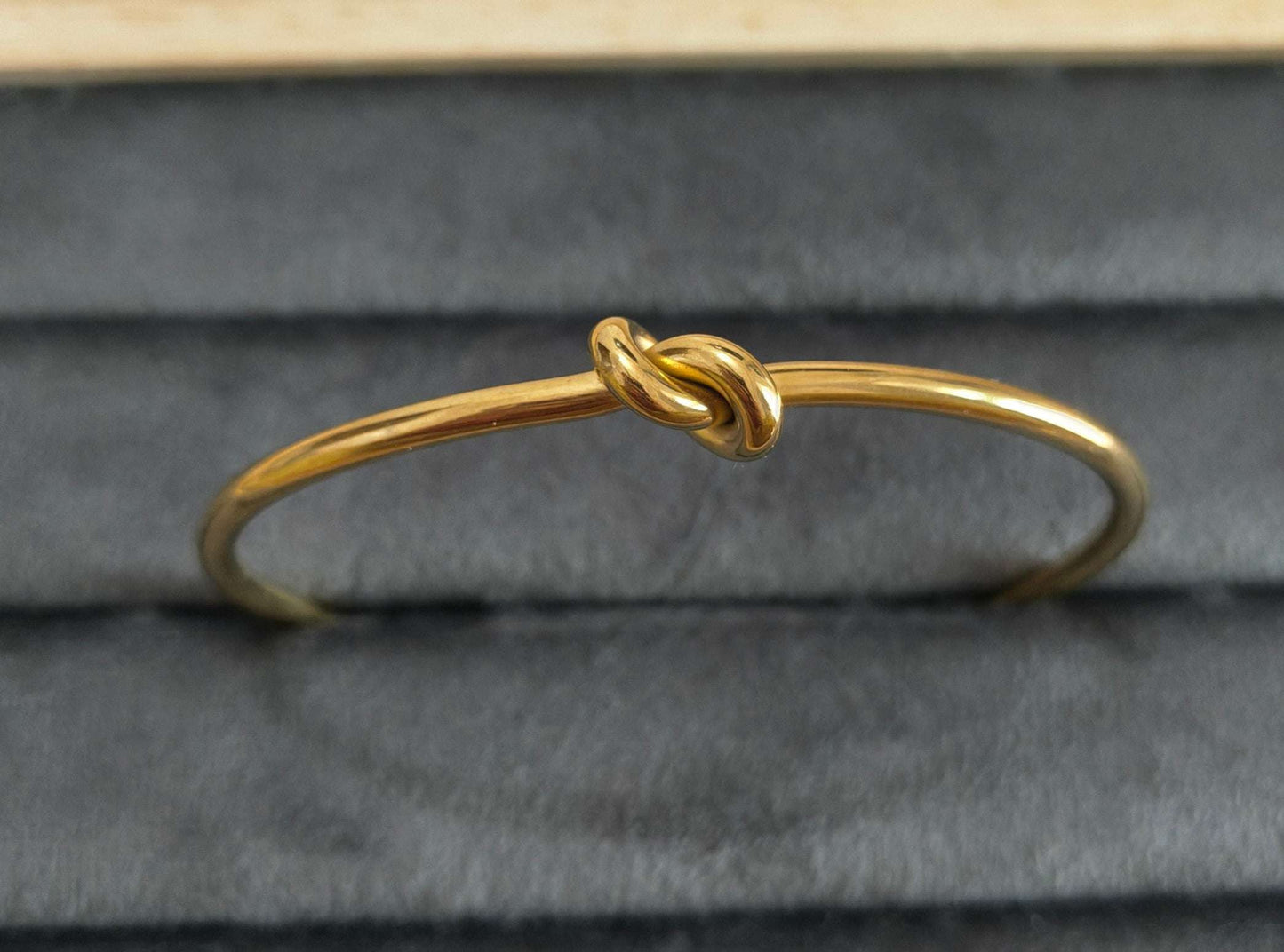 Antitarnish Single Knot Bracelet 18K Gold Plated