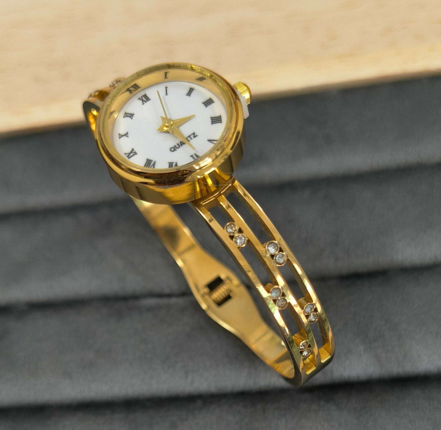 Antitarnish Stone Studded Stylish Openable Bracelet Watch 18K Gold Plated