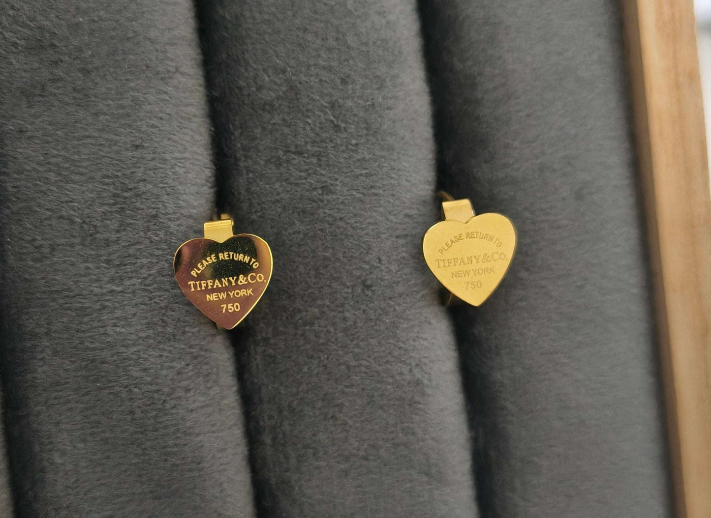 Antitarnish Tiny Engraved Heart Earrings 18K Gold Plated