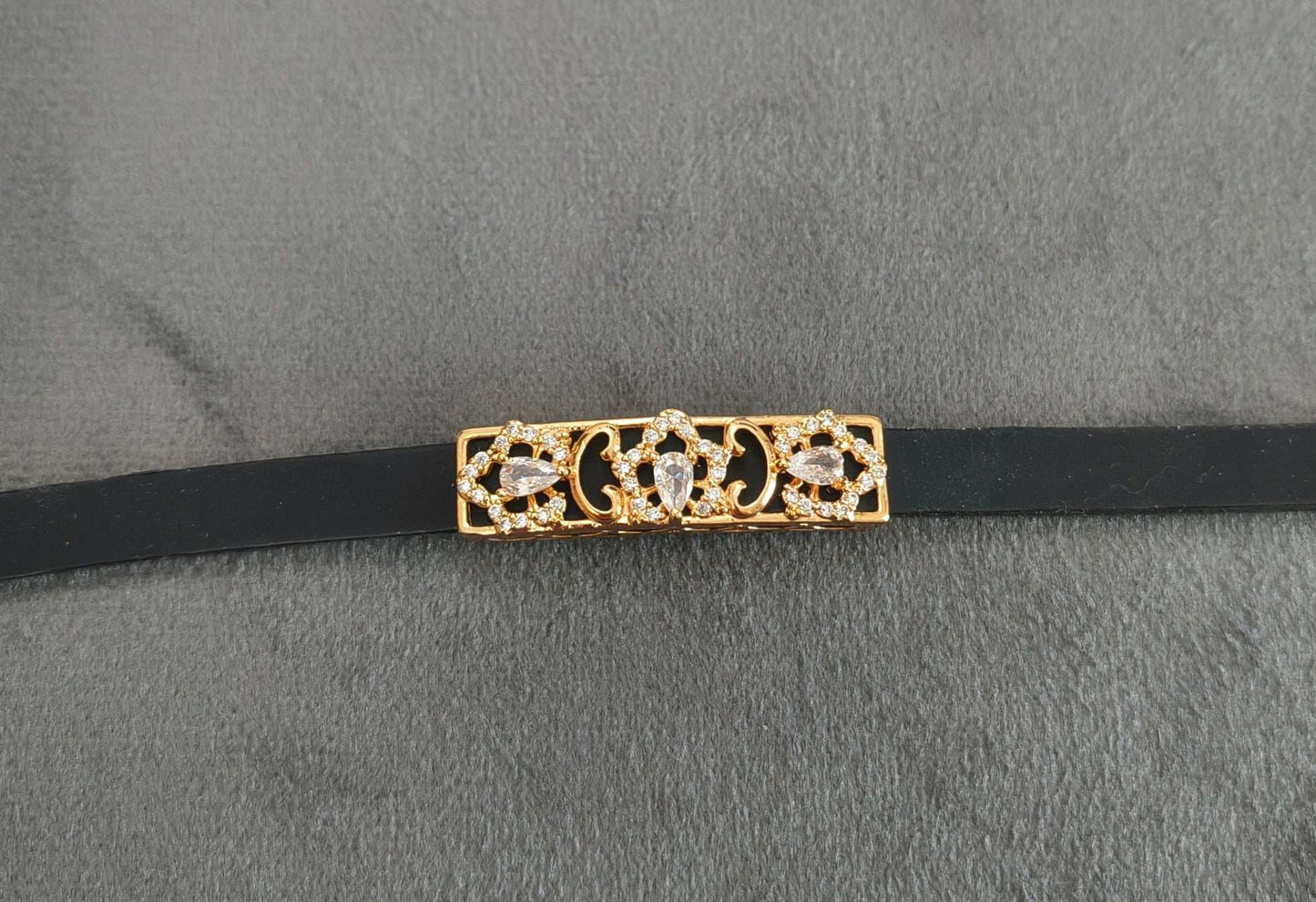 Antitarnish Zircon Studded Unisex Silicon Bracelet 18K Gold Plated