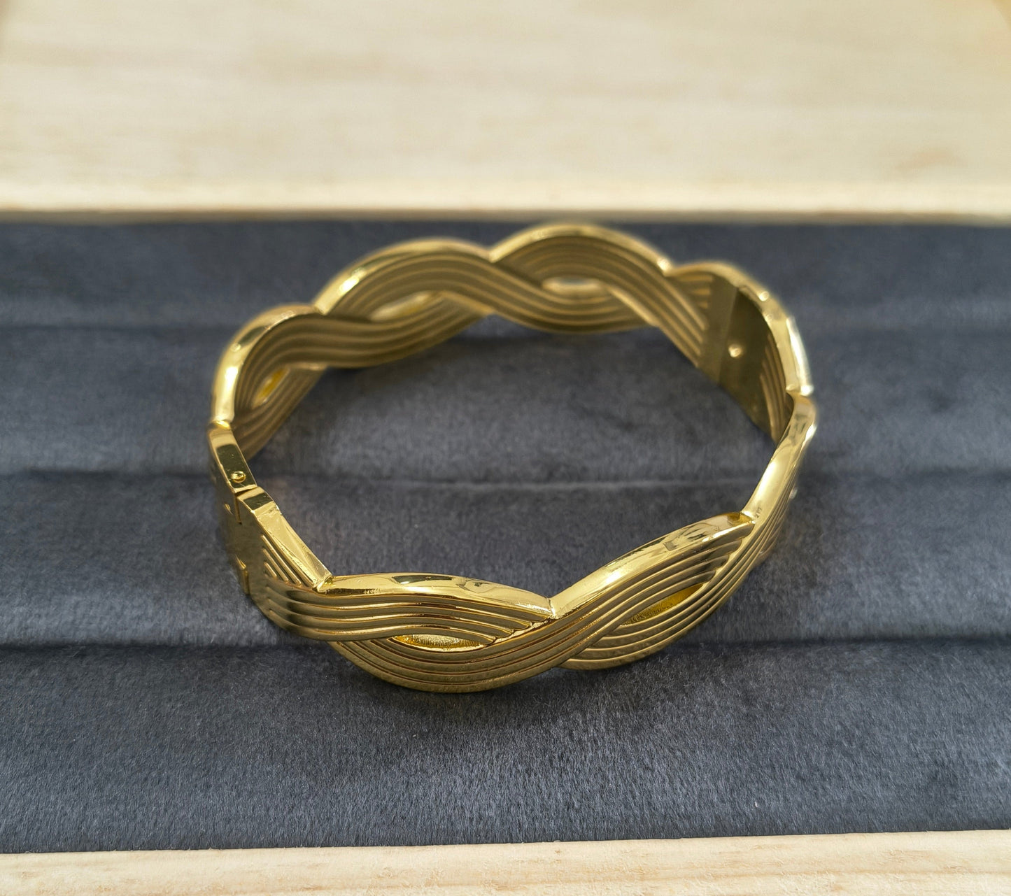Antitarnish Braided Side Openable Bracelet 18K Gold Plated