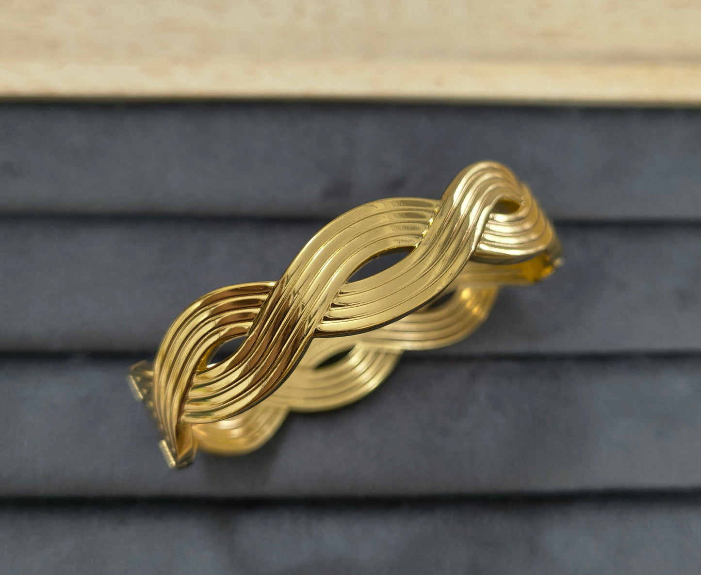 Antitarnish Braided Side Openable Bracelet 18K Gold Plated